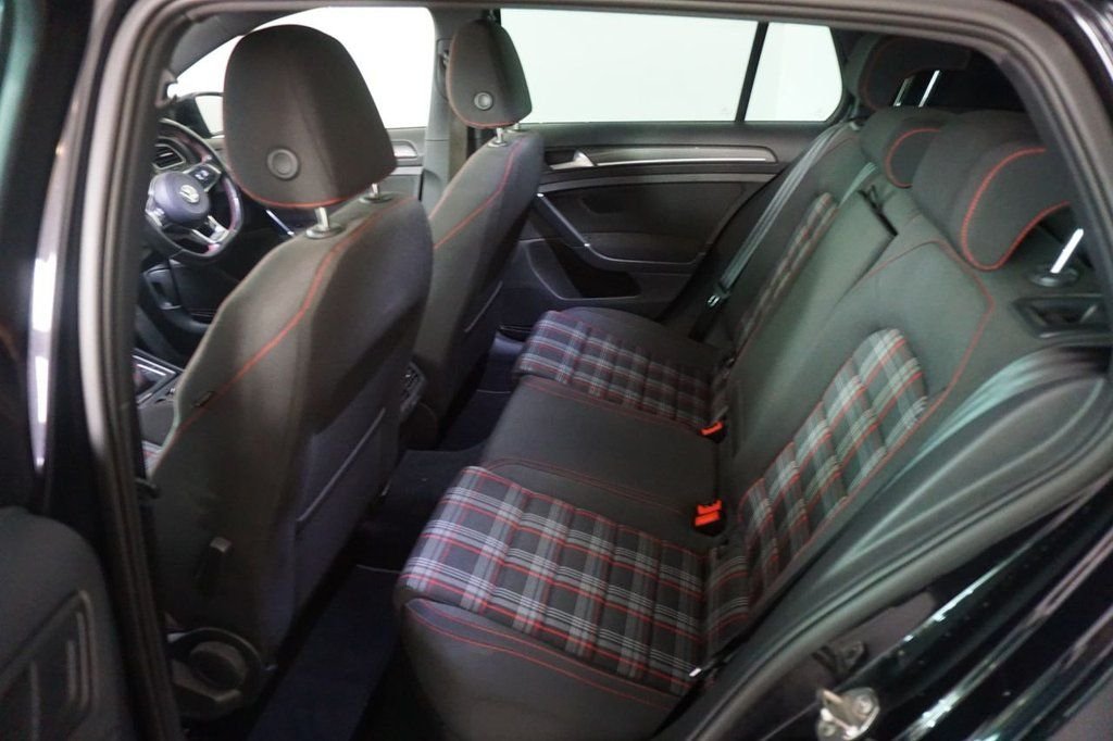 Used Volkswagen Golf 2019 for sale - 77719642: Photo 39