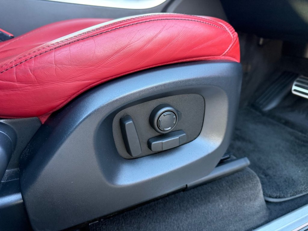 Used Land Rover Range Rover Sport 2016 for sale - 76345117: Photo 17