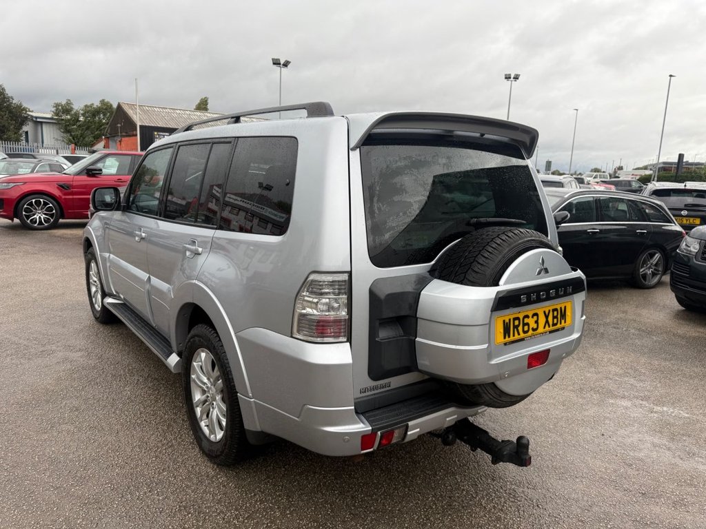 Used Mitsubishi Shogun 2013 for sale - 76105755: Photo 5