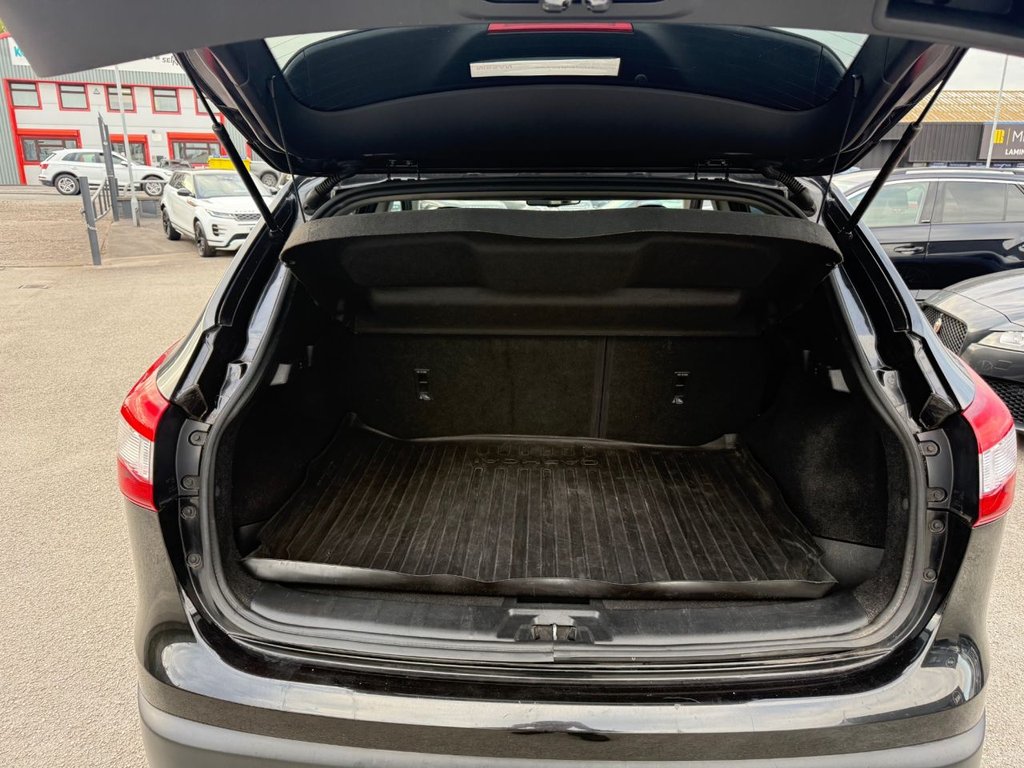 Used Nissan Qashqai 2015 for sale - 75985768: Photo 7