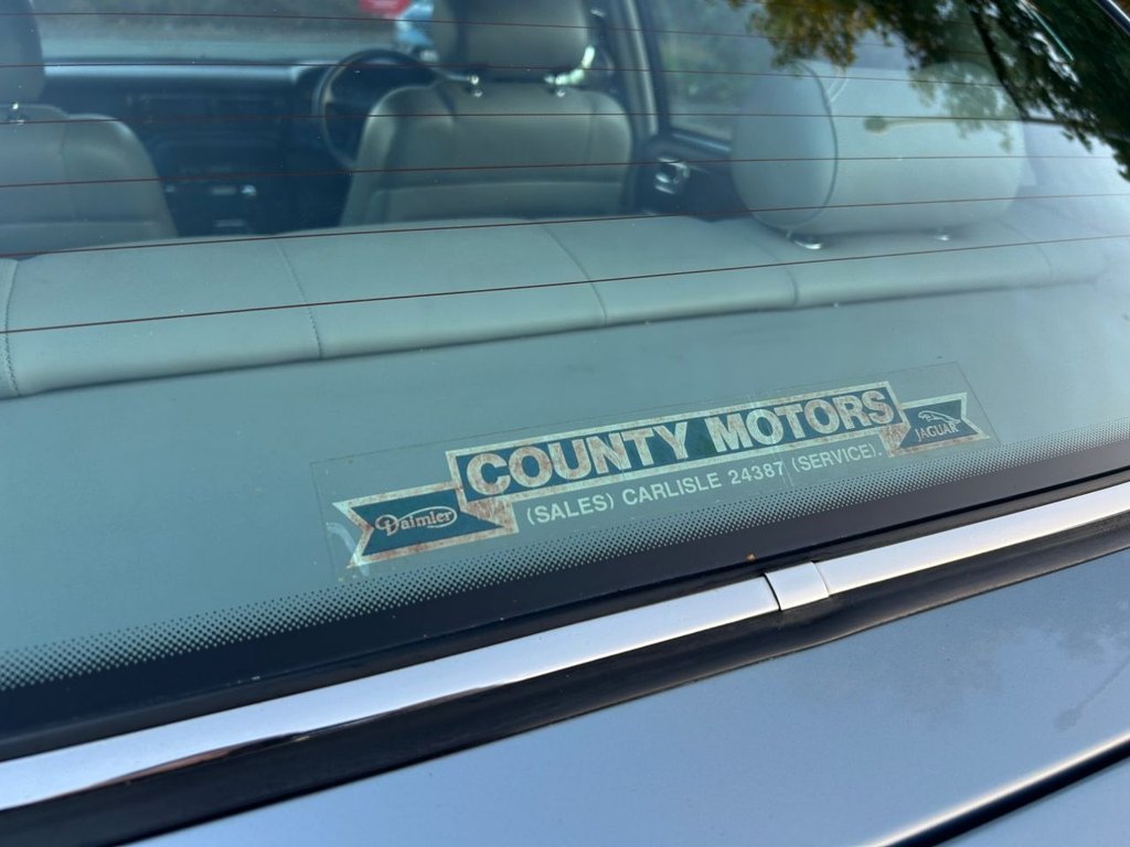 Used Jaguar XJ 1995 for sale - 76255960: Photo 14