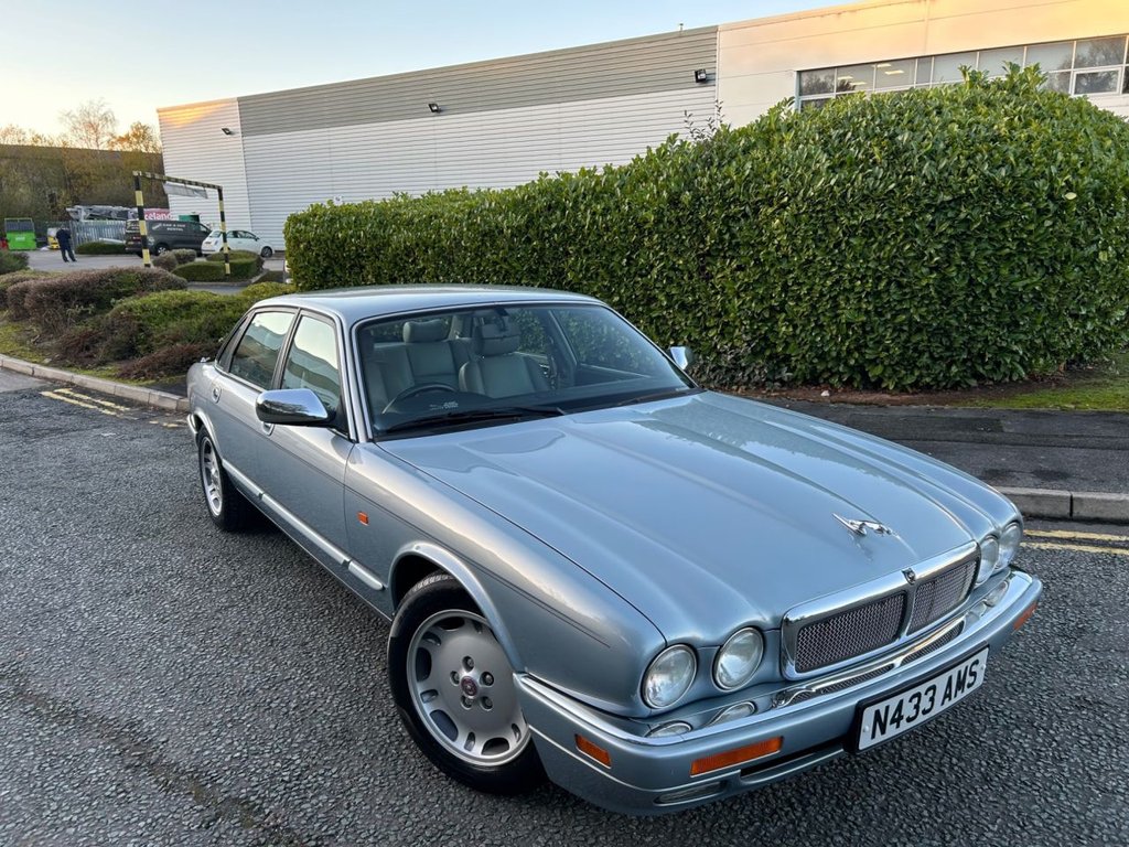 Used Jaguar XJ 1995 for sale - 76255960: Photo 19