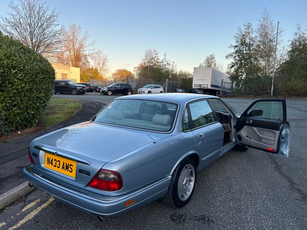 Used Jaguar XJ 1995 for sale - 76255960: Photo 20