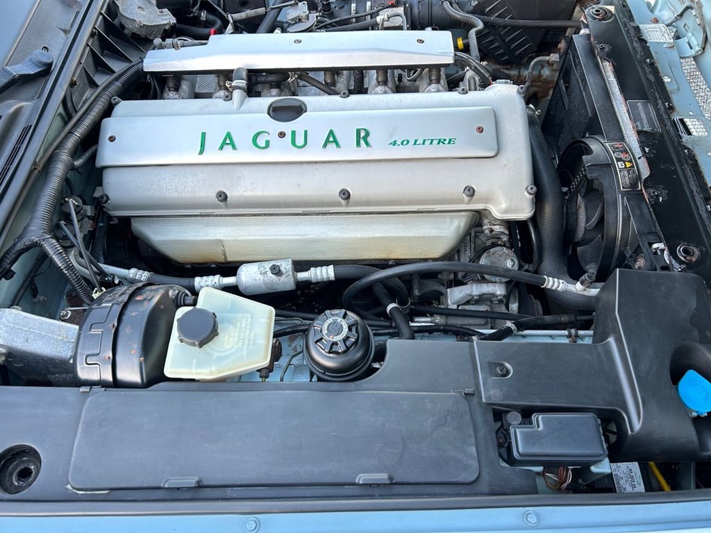 Used Jaguar XJ 1995 for sale - 76255960: Photo 27