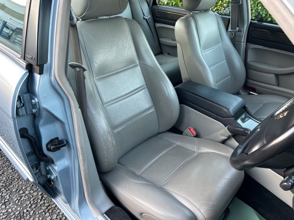 Used Jaguar XJ 1995 for sale - 76255960: Photo 36