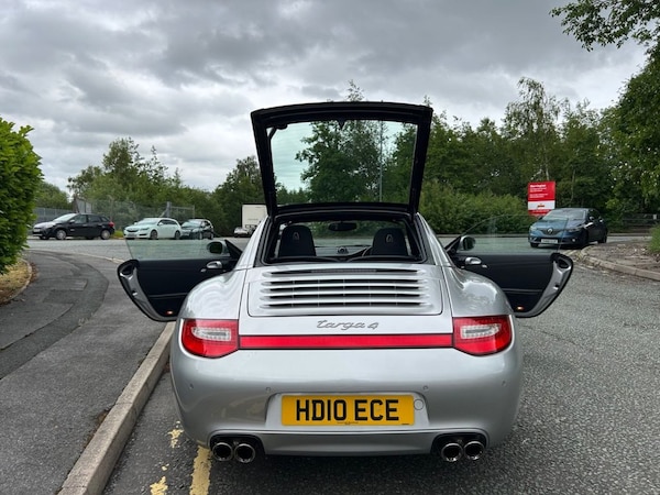Used Porsche 911 2010 for sale - 74789972: Photo 23