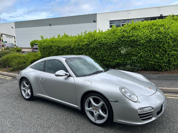 Used Porsche 911 2010 for sale - 74789972: Photo 2