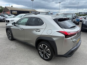 Used Lexus UX 2019 for sale - 79265966: Photo