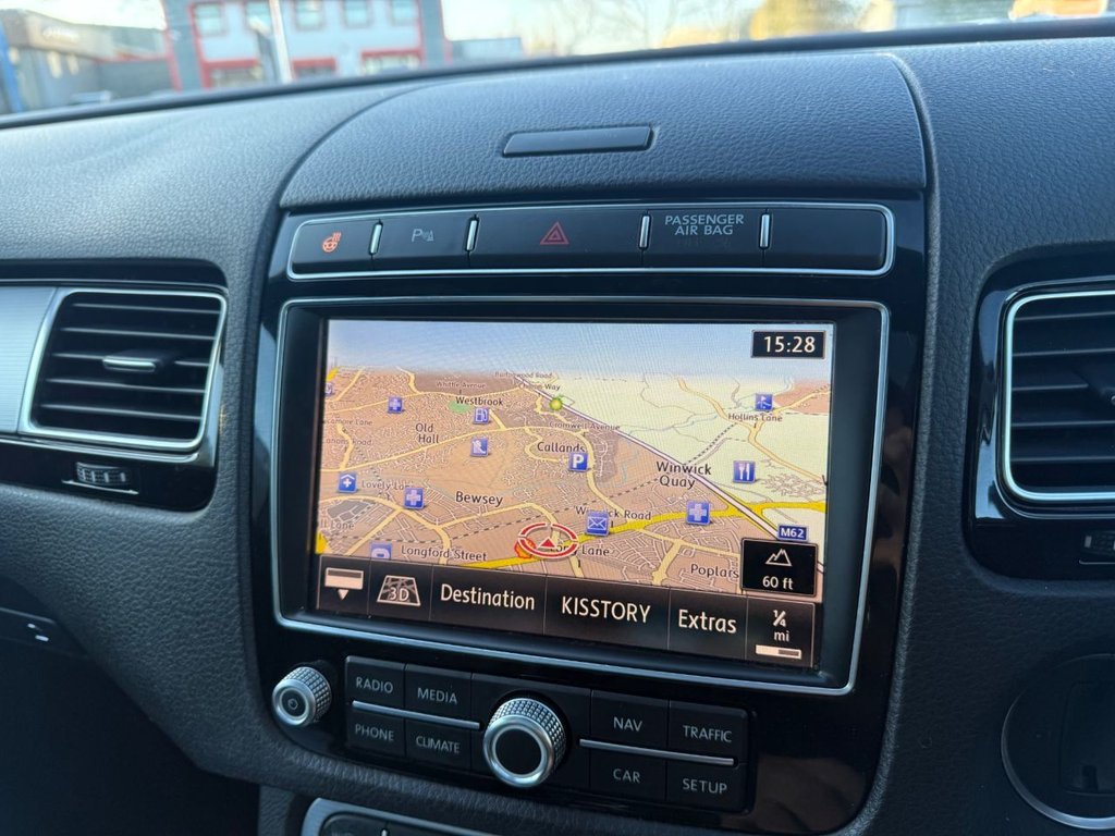 Used Volkswagen Touareg 2016 for sale - 76520712: Photo 28