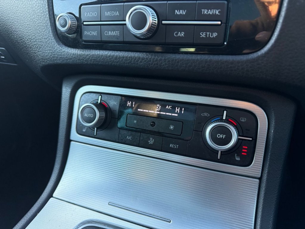 Used Volkswagen Touareg 2016 for sale - 76520712: Photo 31