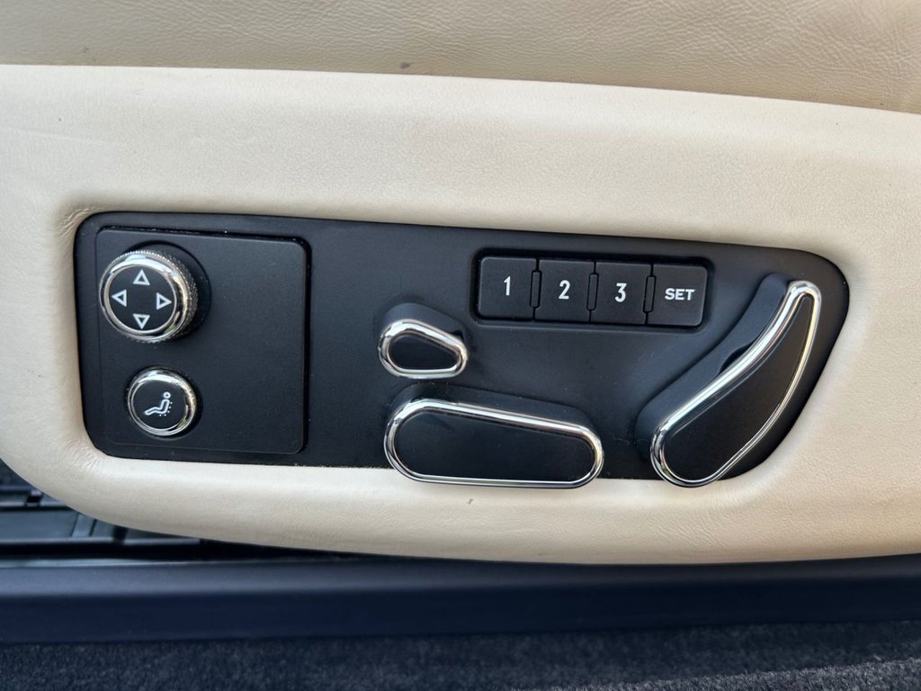 Used Bentley Continental 2014 for sale - 76582270: Photo 29