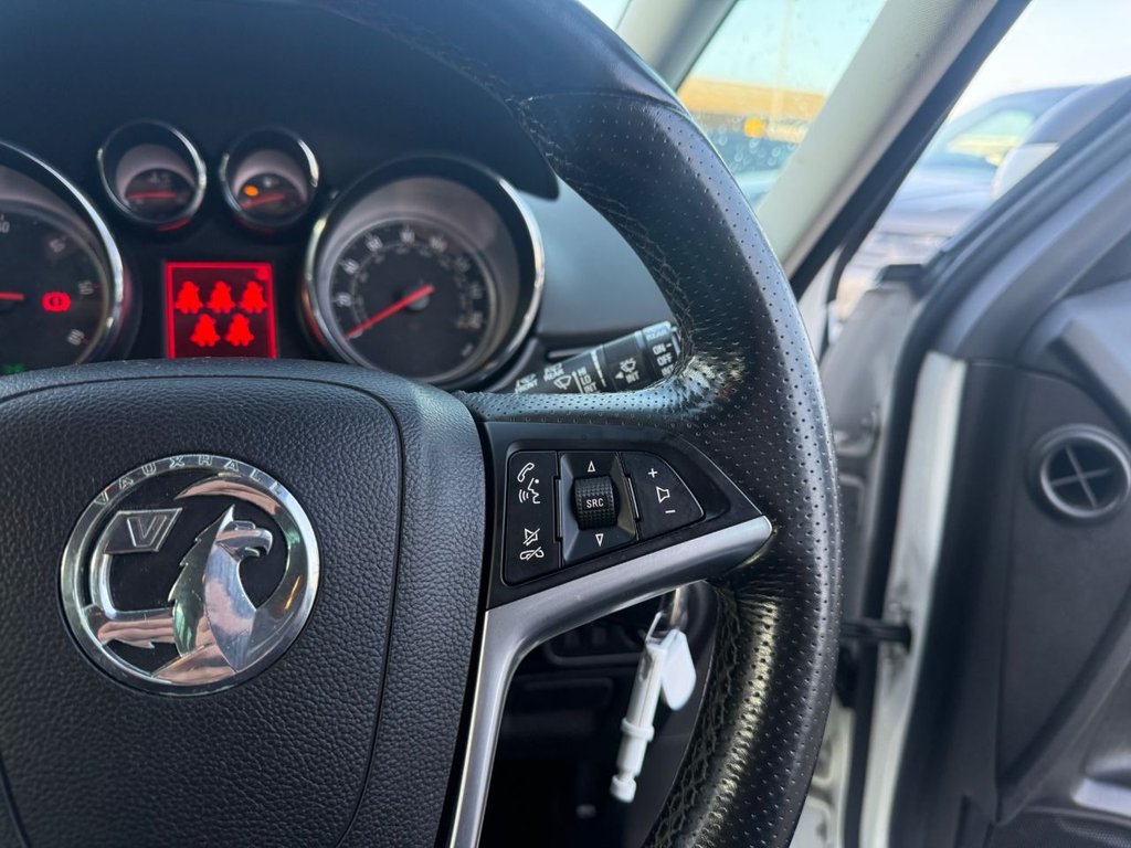 Used Vauxhall Zafira Tourer 2015 for sale - 76527159: Photo 16