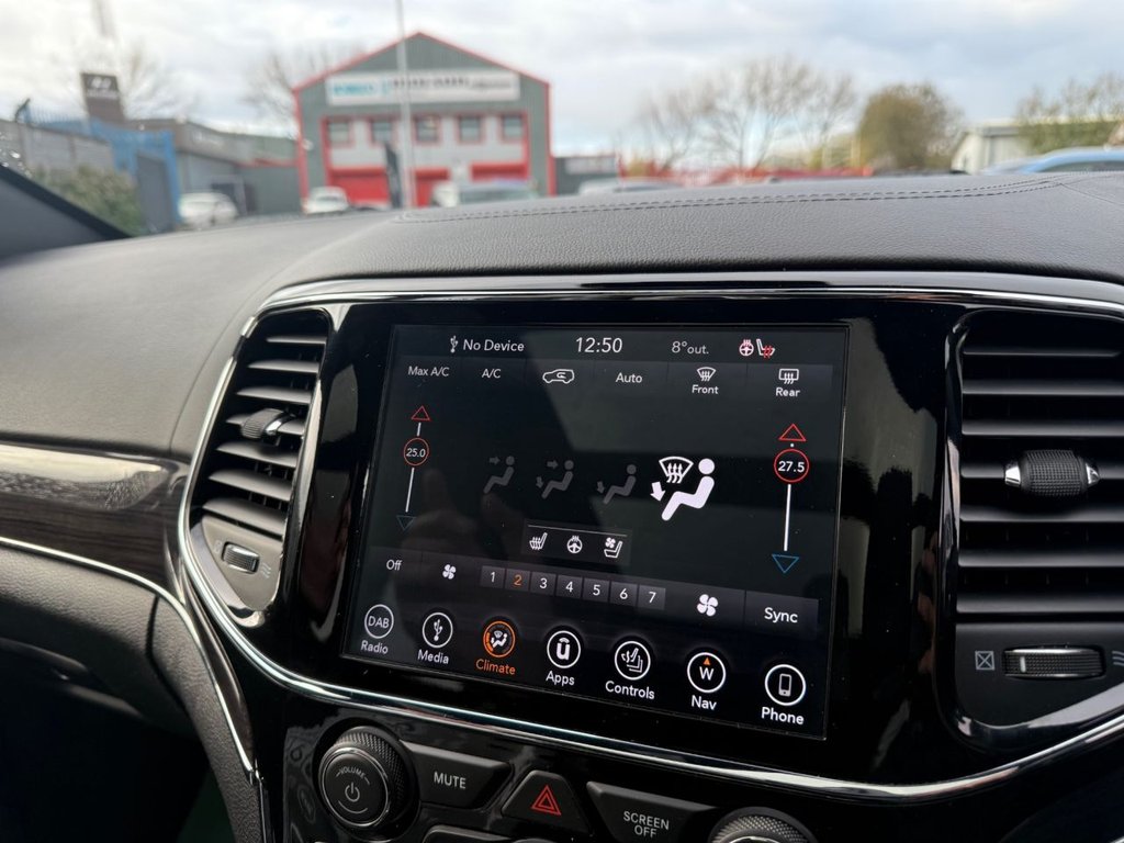 Used Jeep Grand Cherokee 2019 for sale - 77096677: Photo 21