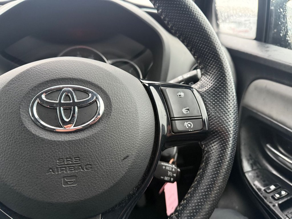 Used Toyota Yaris 2016 for sale - 76820877: Photo 16