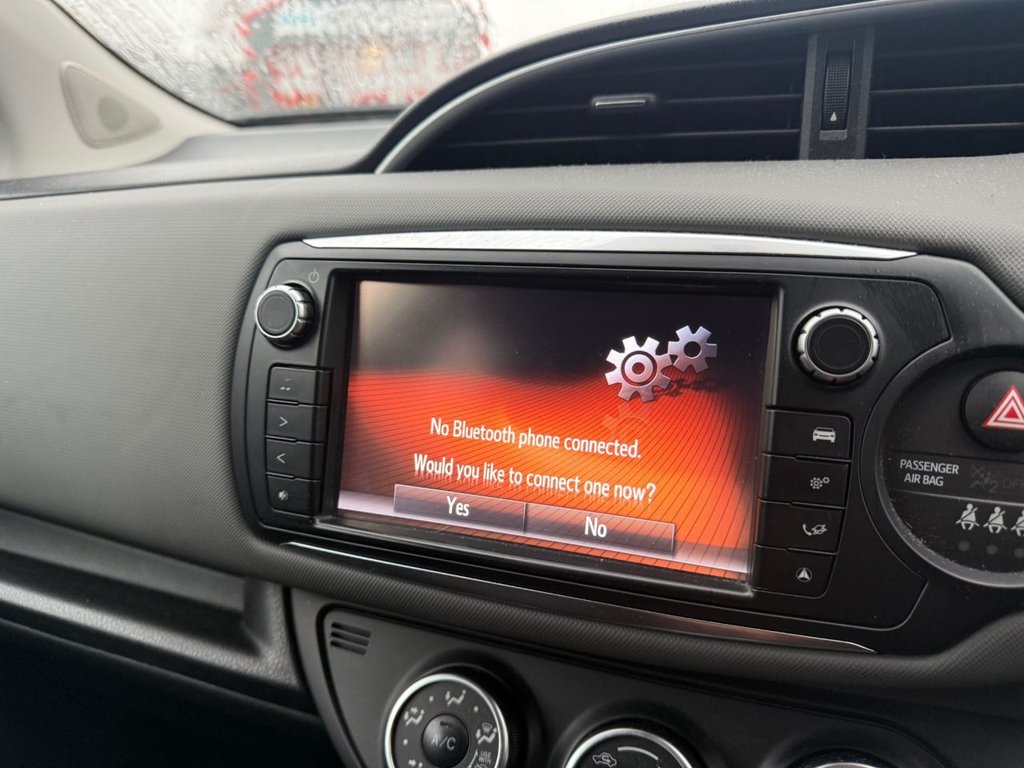 Used Toyota Yaris 2016 for sale - 76820877: Photo 19