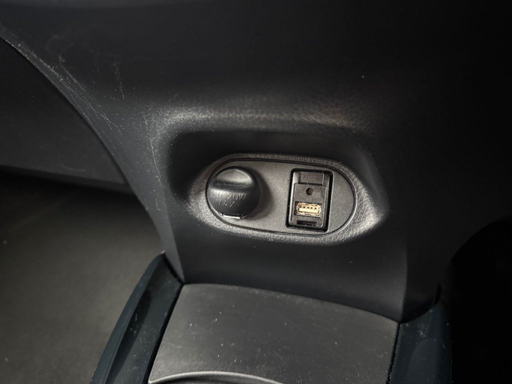 Used Toyota Yaris 2016 for sale - 76820877: Photo 24