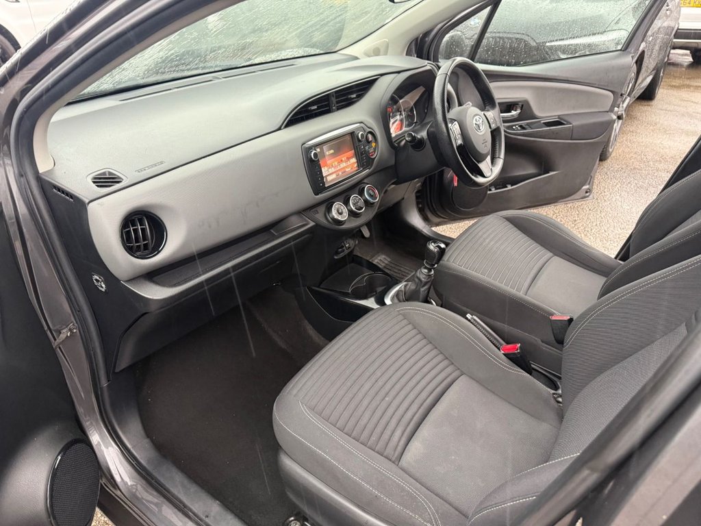 Used Toyota Yaris 2016 for sale - 76820877: Photo 27