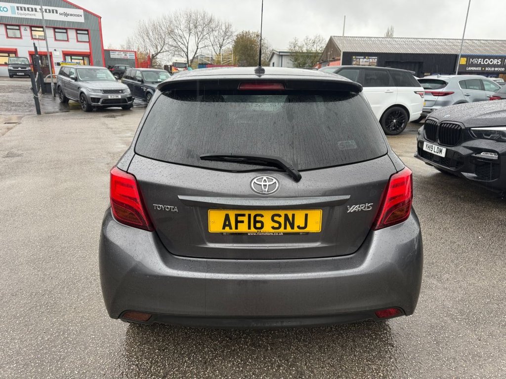 Used Toyota Yaris 2016 for sale - 76820877: Photo 6