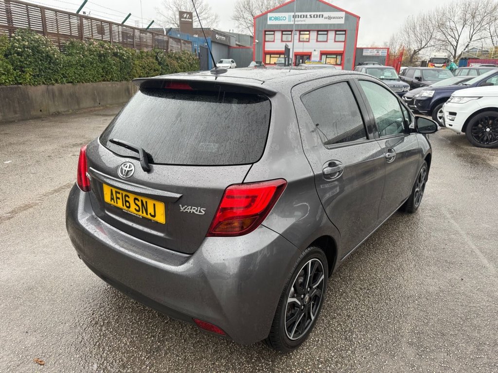 Used Toyota Yaris 2016 for sale - 76820877: Photo 8