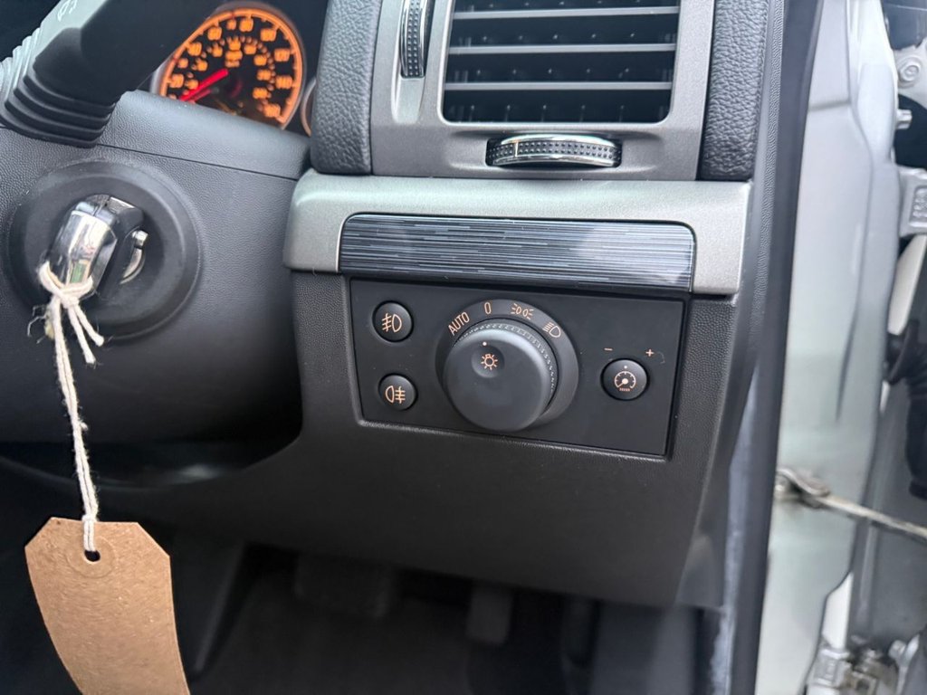 Used Vauxhall Vectra 2007 for sale - 76312929: Photo 18