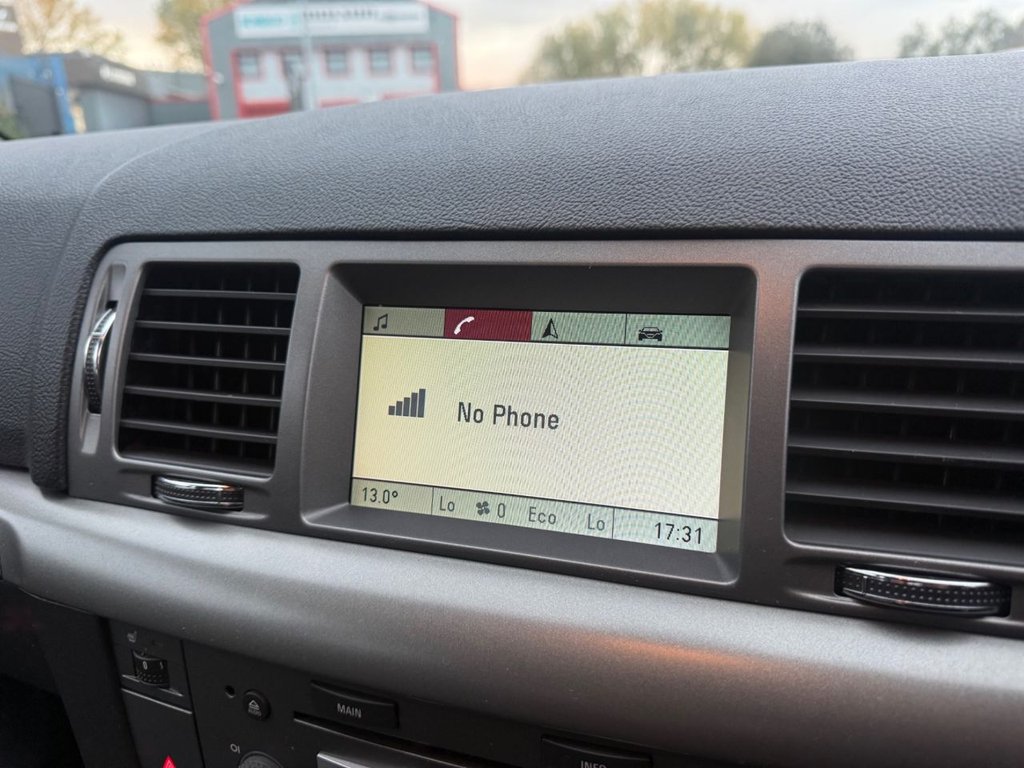 Used Vauxhall Vectra 2007 for sale - 76312929: Photo 20