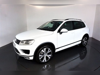 Used Volkswagen Touareg 2015 for sale - 75533836: Photo