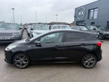 Used Ford Fiesta 2018 for sale - 74998636: Photo