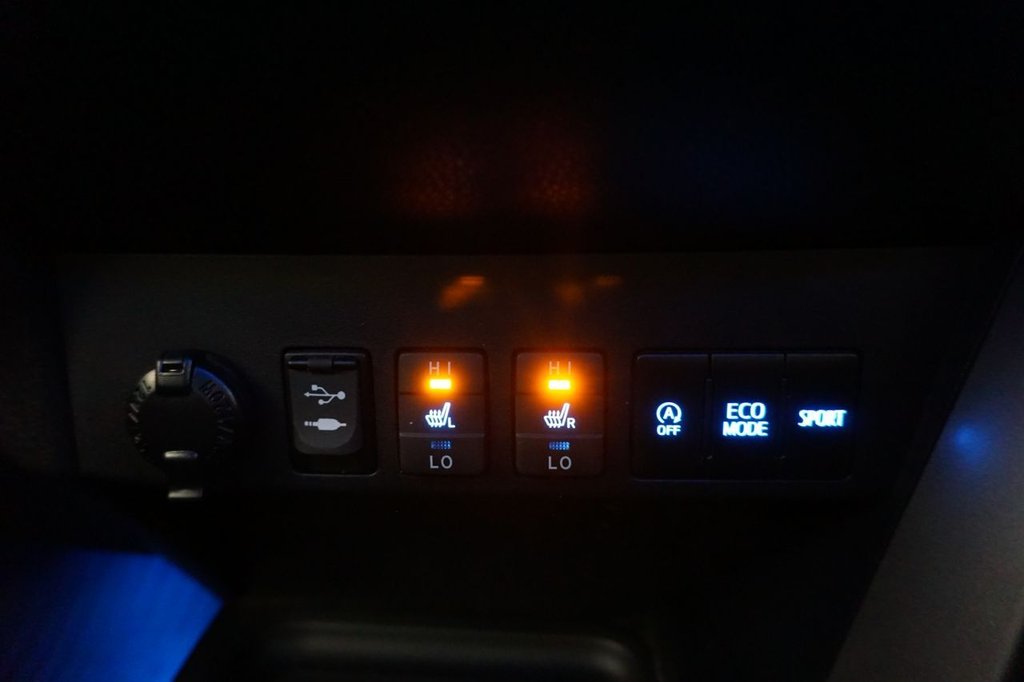 Used Toyota RAV4 2017 for sale - 77673663: Photo 22