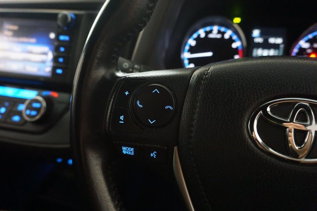 Used Toyota RAV4 2017 for sale - 77673663: Photo 29