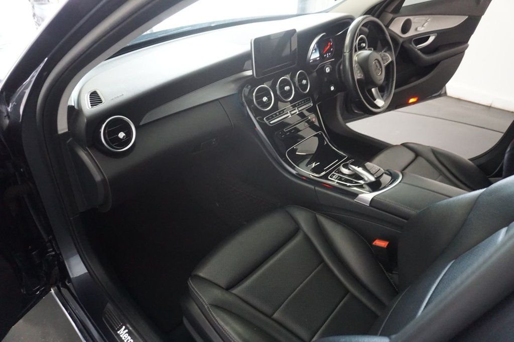 Used Mercedes-Benz C Class 2016 for sale - 76223448: Photo 43