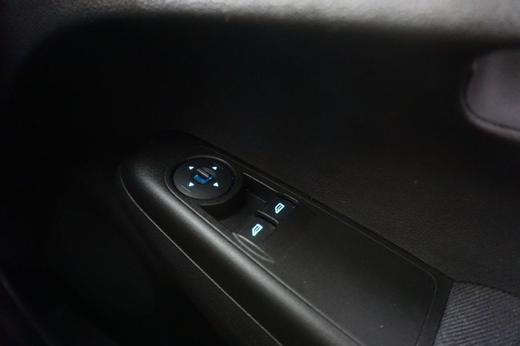 Used Ford Transit Courier 2017 for sale - 77557734: Photo 20