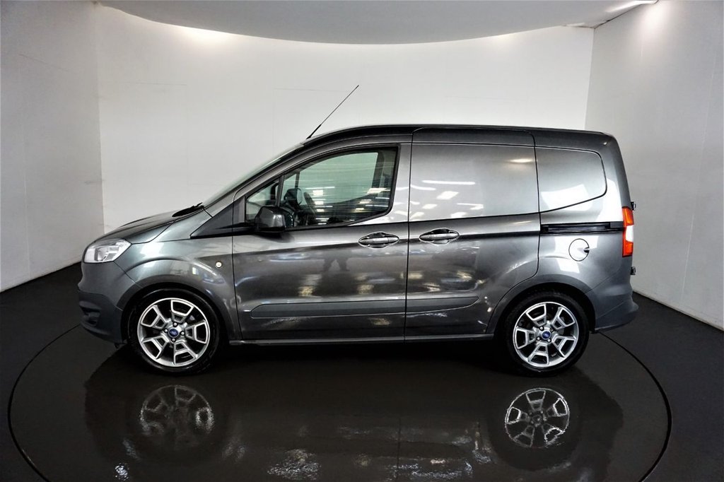 Used Ford Transit Courier 2017 for sale - 77557734: Photo 4