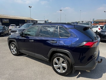 Used Toyota RAV4 2019 for sale - 79072644: Photo