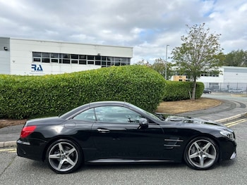 Used Mercedes-Benz SL 2017 for sale - 75416600: Photo