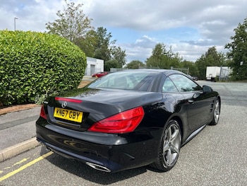 Used Mercedes-Benz SL 2017 for sale - 75416600: Photo