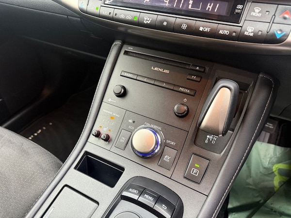 Used Lexus CT 2018 for sale - 76255982: Photo 24