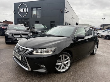 Used Lexus CT 2018 for sale - 76255982: Photo 2