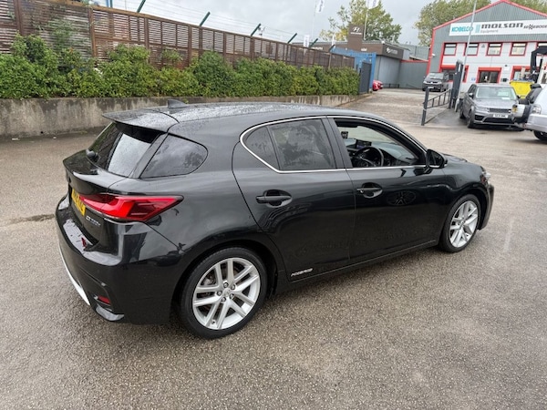 Used Lexus CT 2018 for sale - 76255982: Photo 9