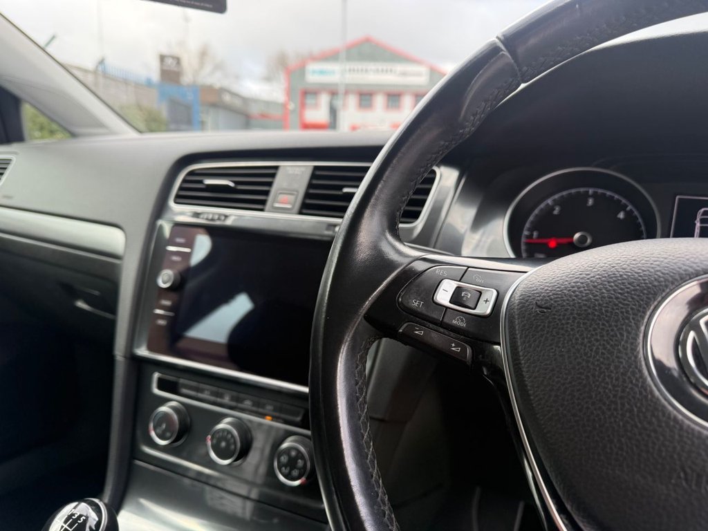 Used Volkswagen Golf 2018 for sale - 78068537: Photo 16