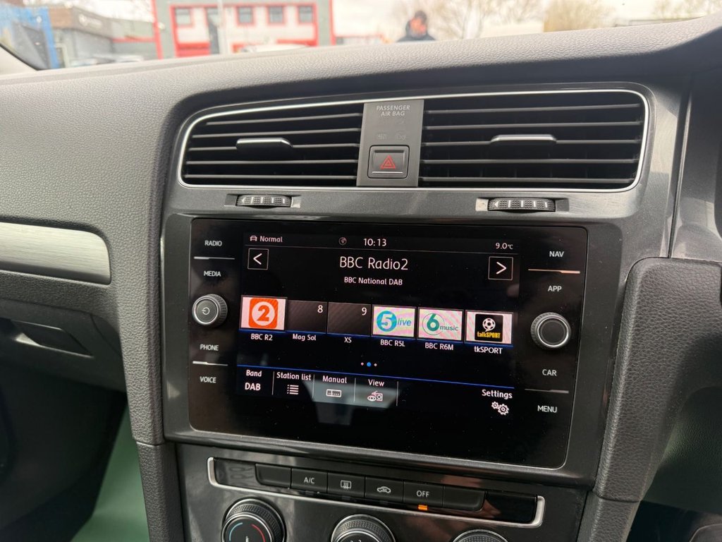 Used Volkswagen Golf 2018 for sale - 78068537: Photo 19