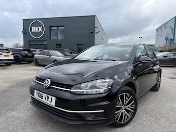 Used Volkswagen Golf 2018 for sale - 78068537: Photo