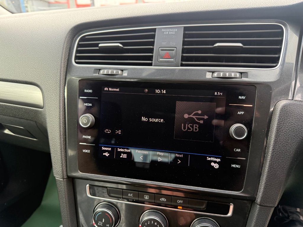 Used Volkswagen Golf 2018 for sale - 78068537: Photo 22