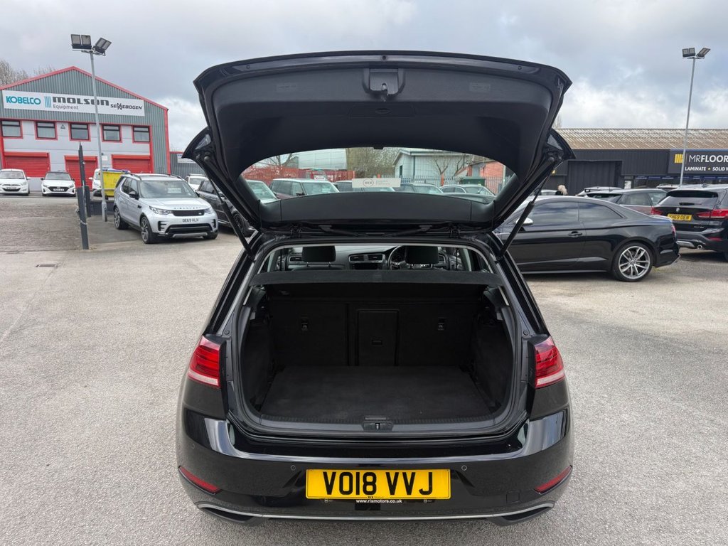 Used Volkswagen Golf 2018 for sale - 78068537: Photo 7