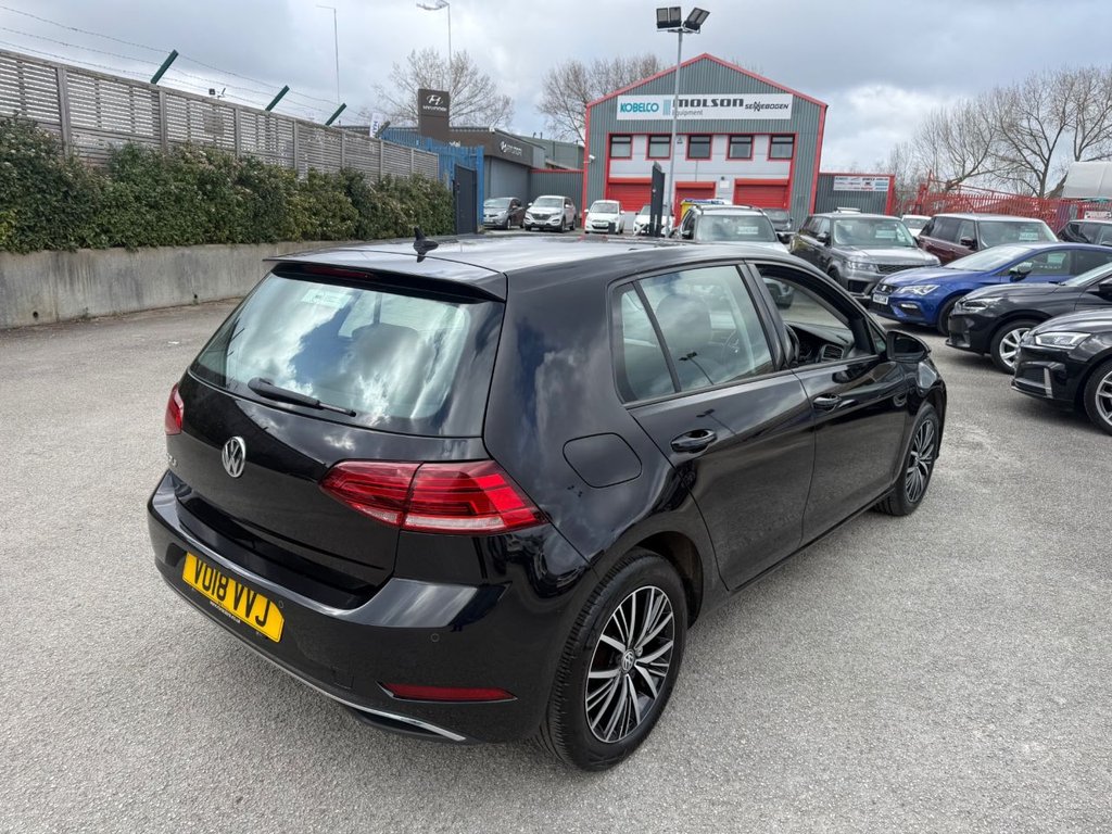 Used Volkswagen Golf 2018 for sale - 78068537: Photo 8