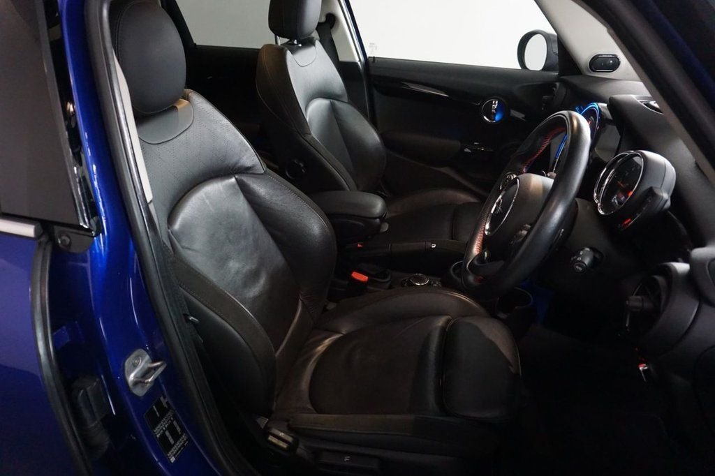 Used MINI Hatch 2018 for sale - 76520743: Photo 15