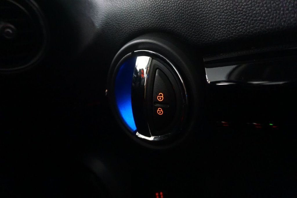 Used MINI Hatch 2018 for sale - 76520743: Photo 22