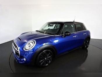 Used MINI Hatch 2018 for sale - 76520743: Photo