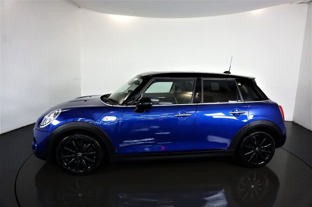 Used MINI Hatch 2018 for sale - 76520743: Photo 3