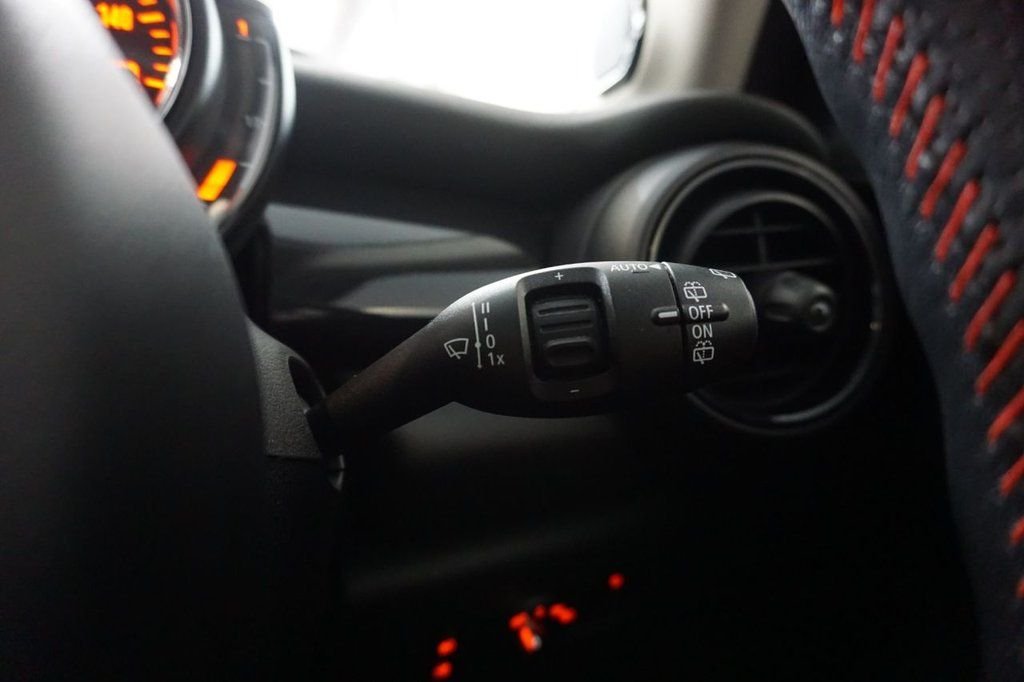 Used MINI Hatch 2018 for sale - 76520743: Photo 42