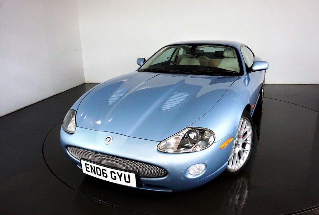 Used Jaguar XKR 2006 for sale - 76590799: Photo 1